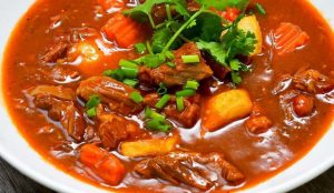 bò sốt vang bao nhiêu calo?