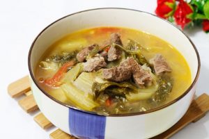 canh dưa chua thịt bò